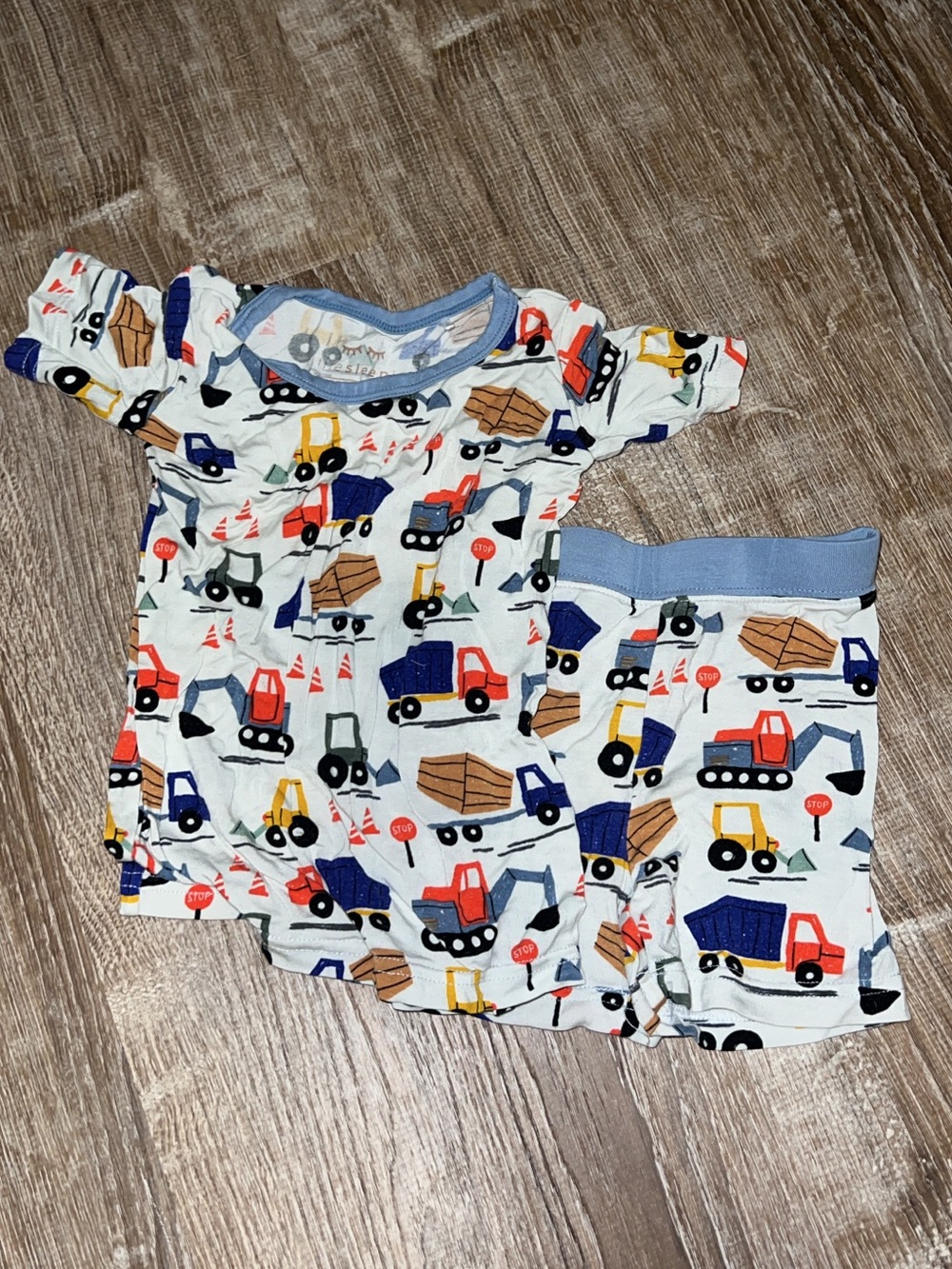 Little Sleepies Construction Trucks short set size 18-24month